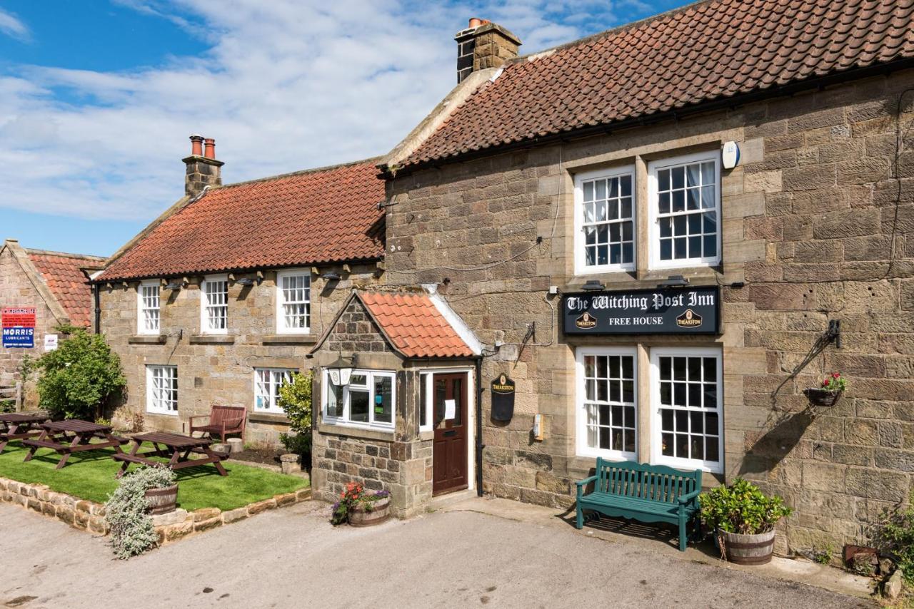 The Witching Post Inn Egton Eksteriør billede